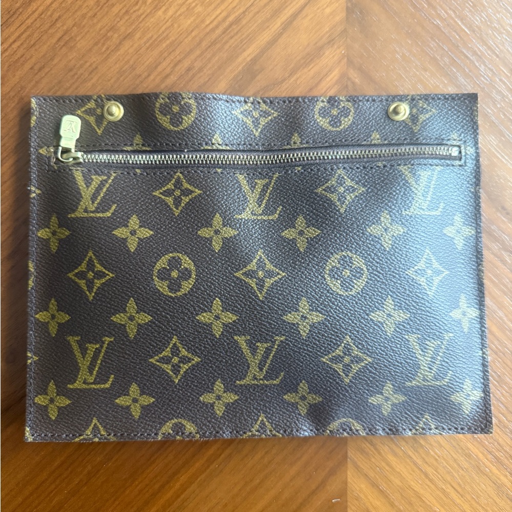 Louis Vuitton Brown Monogram Clutch